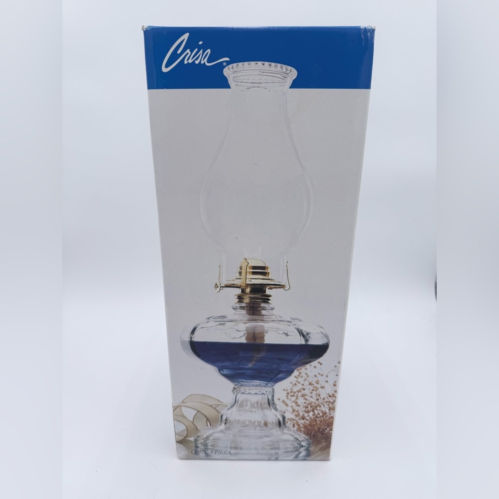 Beautiful Vintage Riekes Crisa 18” Hurricane Molded Glass Oil Lamp NEW!